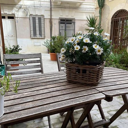 Nesea Home Siraküza Dış mekan fotoğraf