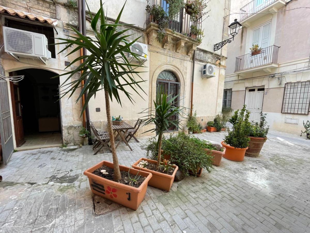 Nesea Home Siraküza Dış mekan fotoğraf